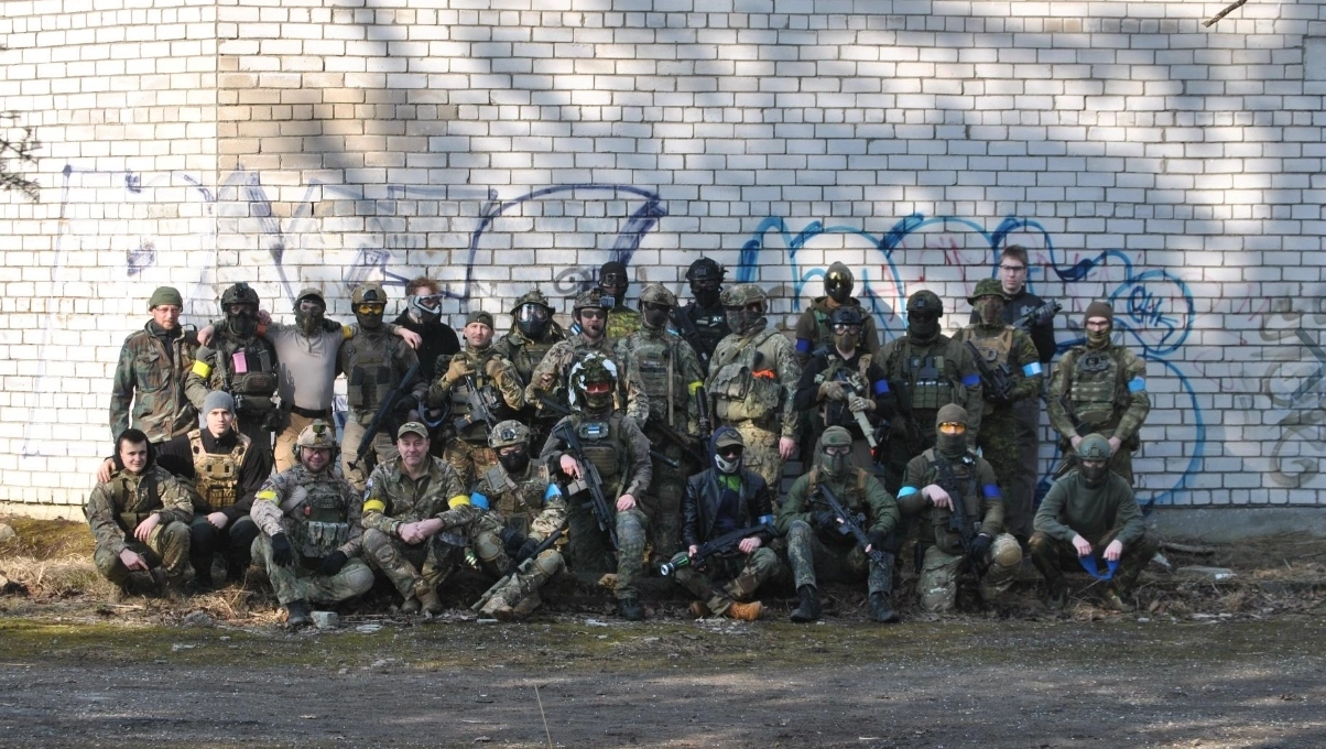 Airsoft team coordination at season opening event