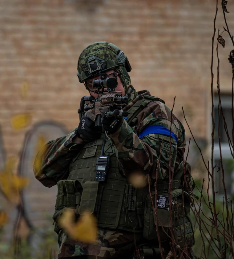 Airsoft players in forest terrain at Suurpea Loksa